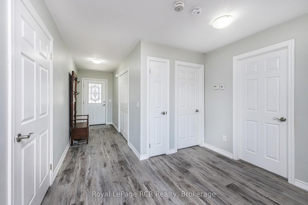 Photo of 760 16th Street, Hanover, ON N4N 3W8 (MLS # X12997070)