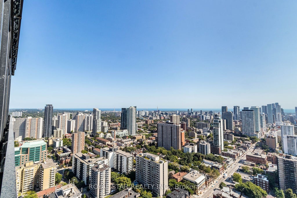 Photo of 55 Charles Street E #1304, Toronto, ON M4Y 0J1 (MLS # C13856872)