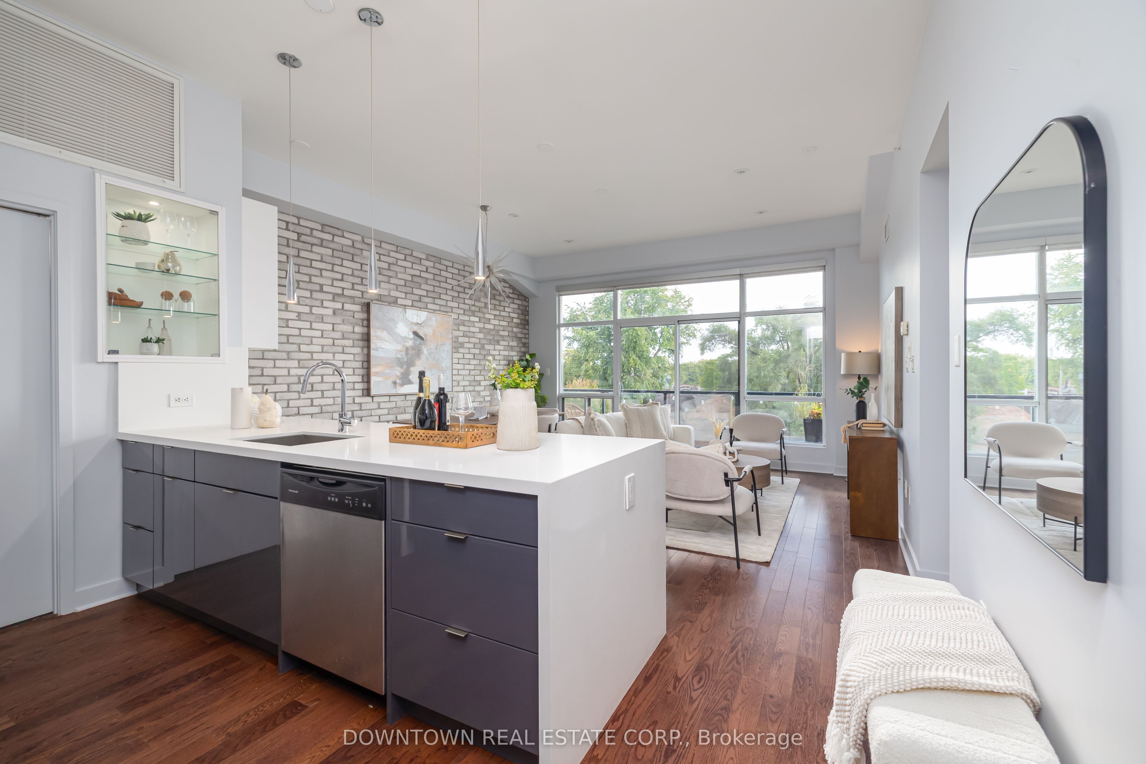 53 Colgate Avenue 404