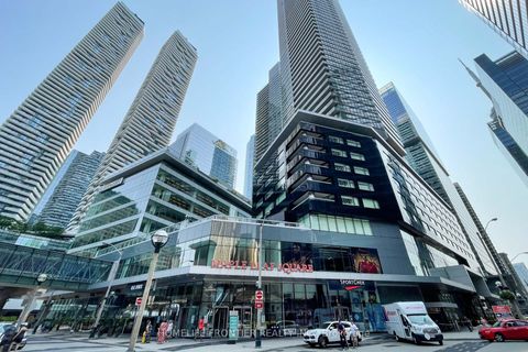 65 Bremner Boulevard 2111 Toronto ON M5J 0A7