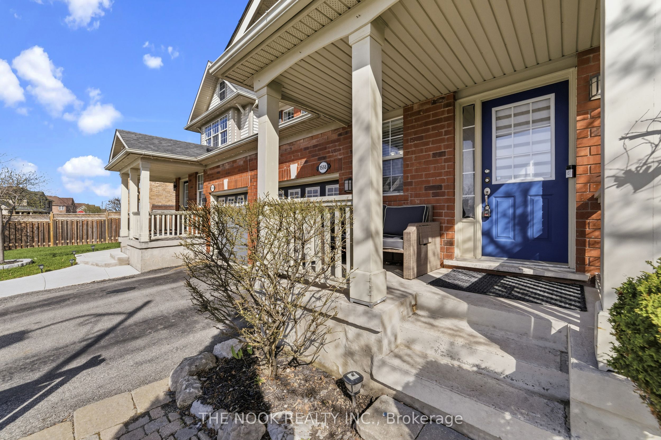 1556 Harwood Drive