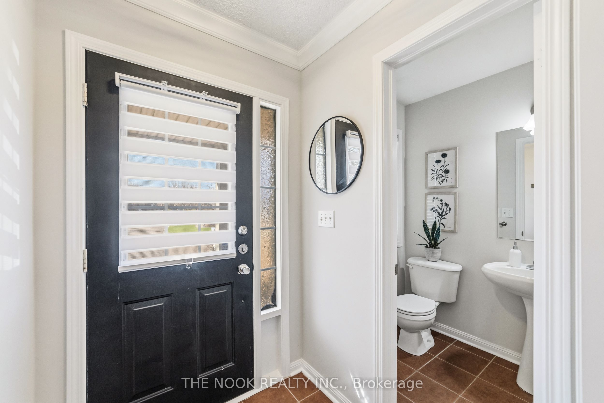 1556 Harwood Drive