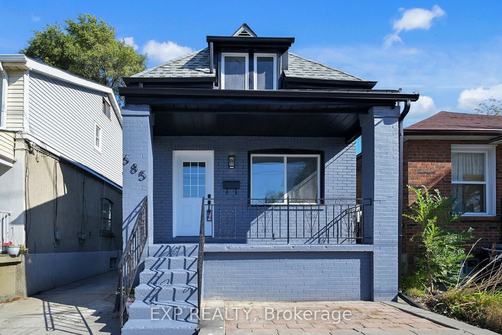 Photo of 685 Jane Street, Toronto, ON M6N 4A6 (MLS # W12734078)
