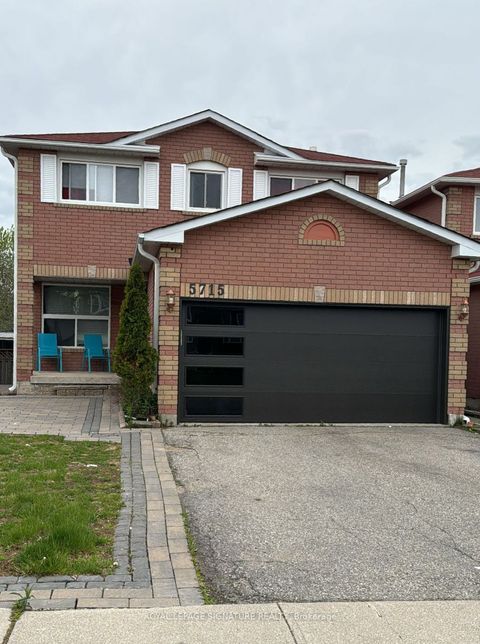 5715 Prairie Circle Mississauga ON L5N 6B6