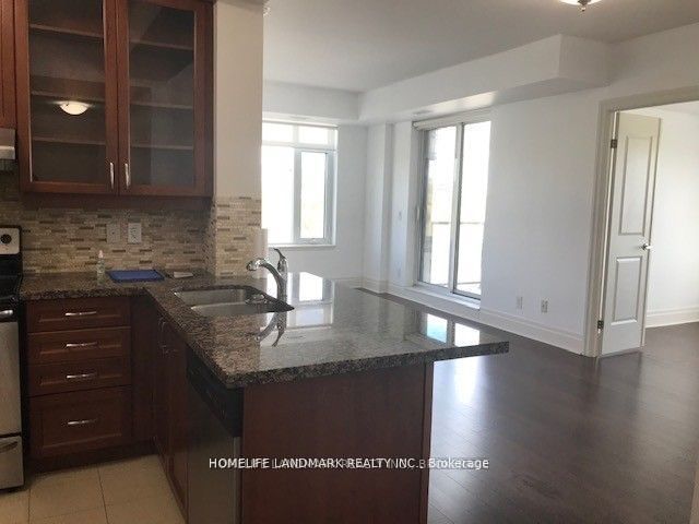151 Upper Duke Crescent 307