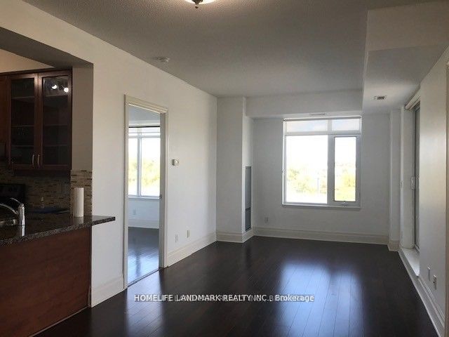 151 Upper Duke Crescent 307