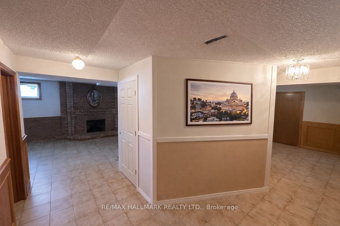 19 Raymerville Drive bsmnt