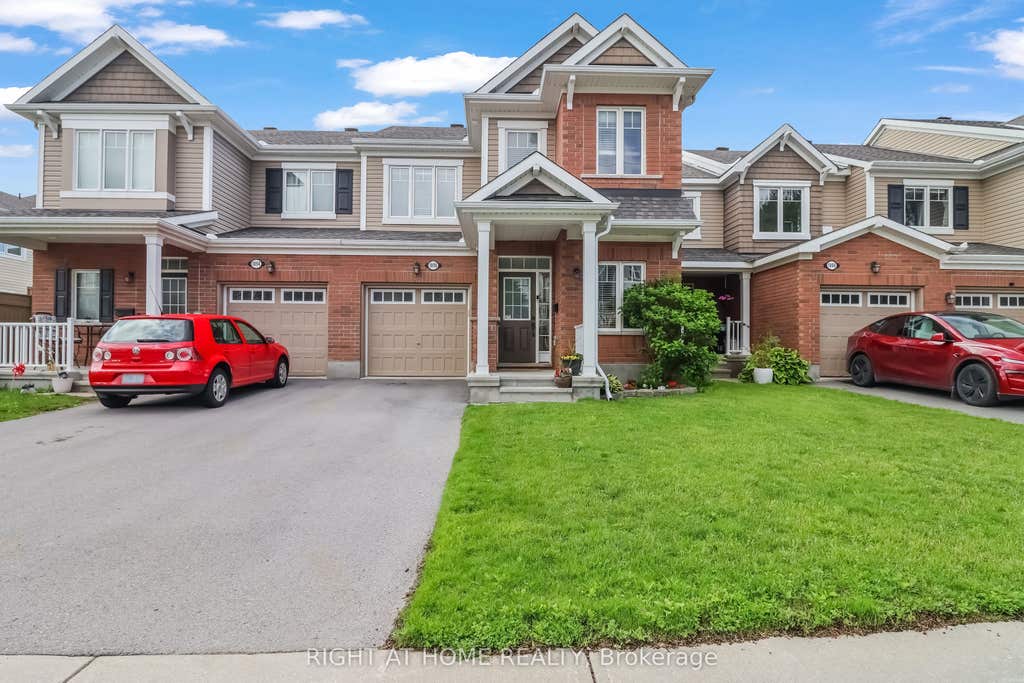 Photo of 1896 MAPLE GROVE Road, Stittsville - Munster - Richmond, ON K2S 0W6 (MLS # X13477860)