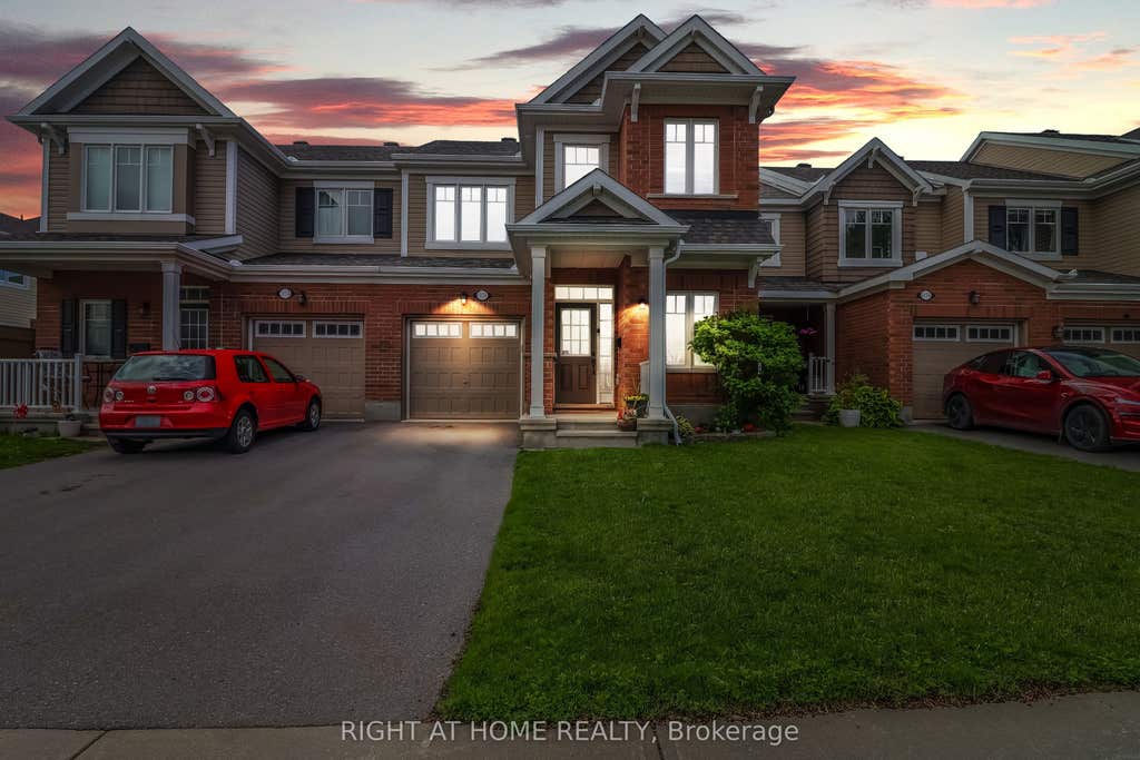 Photo of 1896 MAPLE GROVE Road, Stittsville - Munster - Richmond, ON K2S 0W6 (MLS # X13477860)