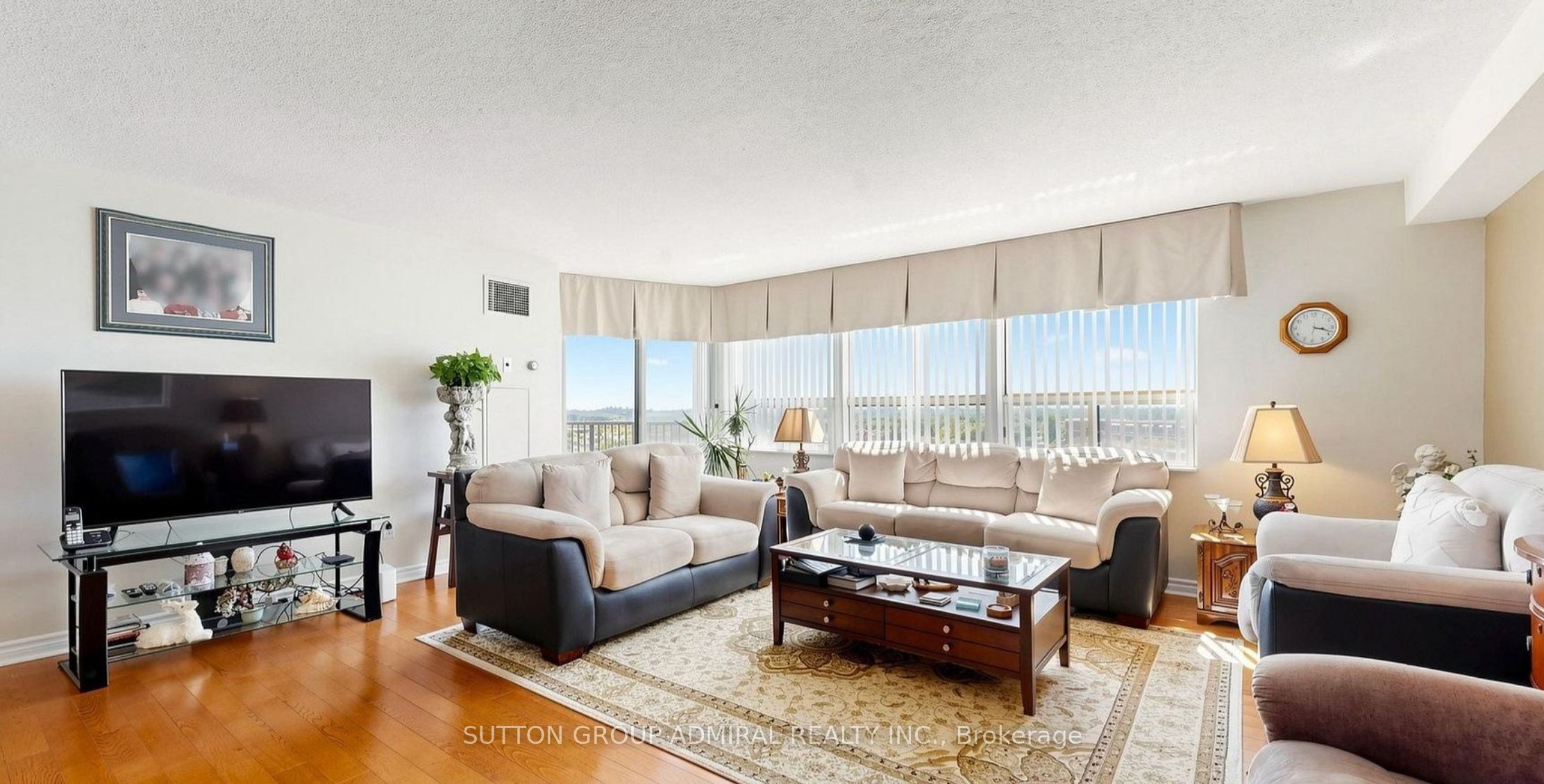 2 Raymerville Drive 818