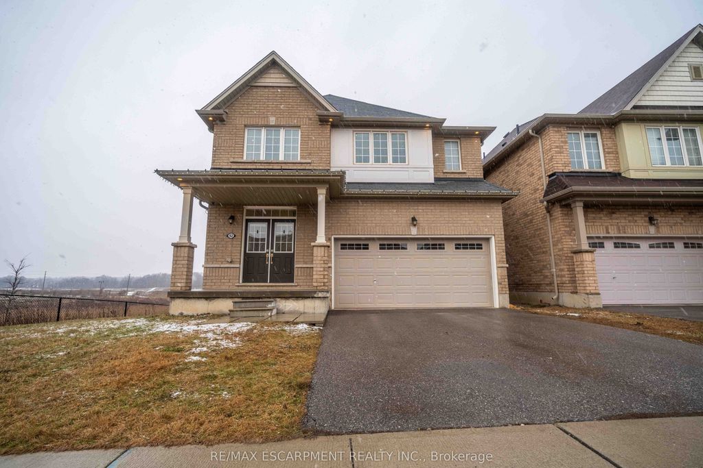 Photo of 92 LONGBOAT Run W, Brantford, ON N3T 0P9 (MLS # X13105022)