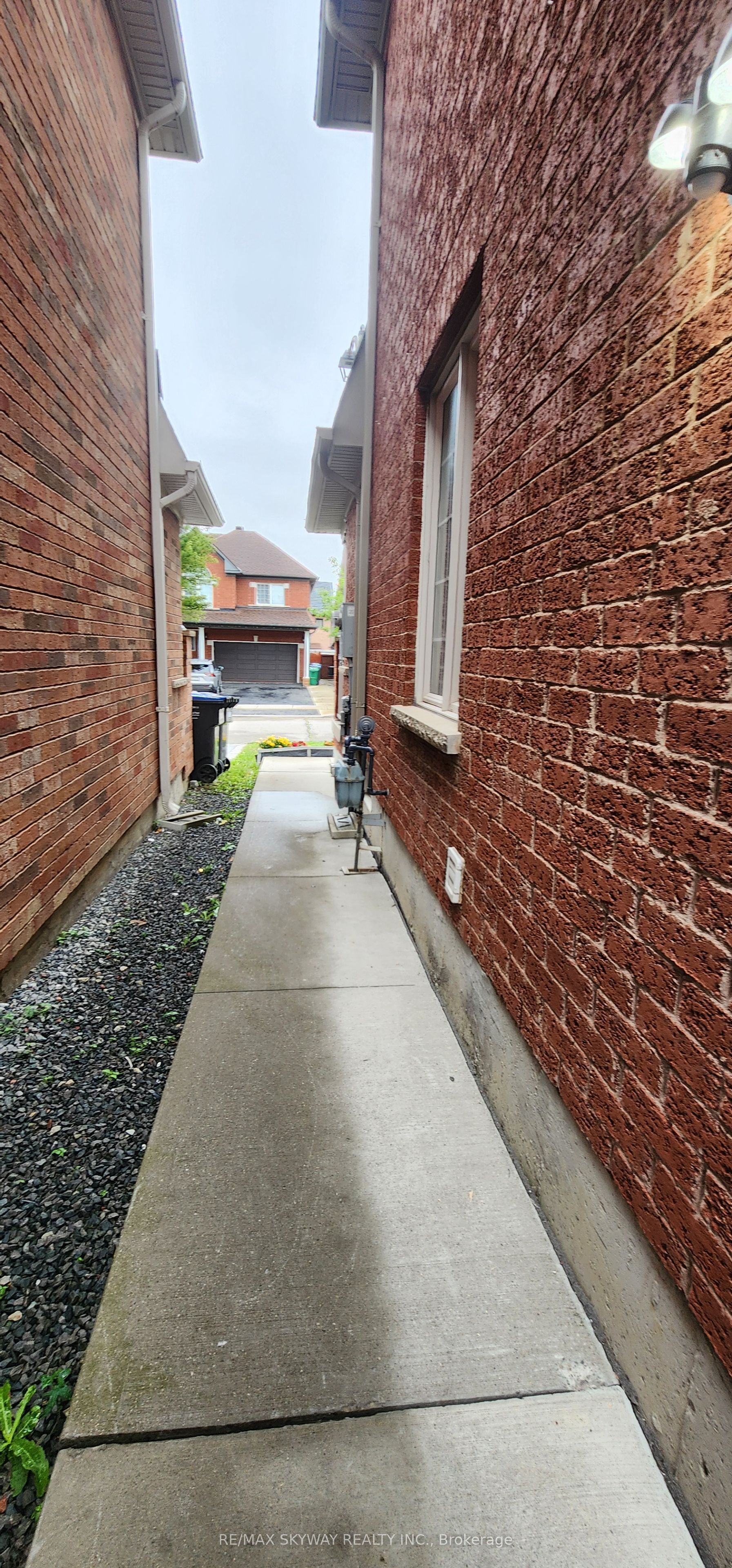 68 Cobblehill Crescent