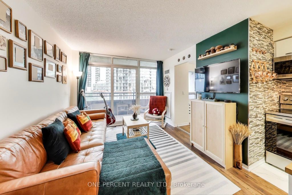 Photo of 38 Joe Shuster Way #723, Toronto, ON M6K 0A5 (MLS # W12425679)