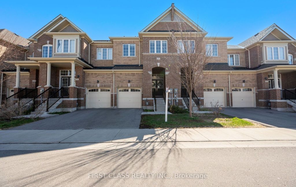 Photo of 107 Knott End Crescent, Newmarket, ON L3Y 0E4 (MLS # N12474954)