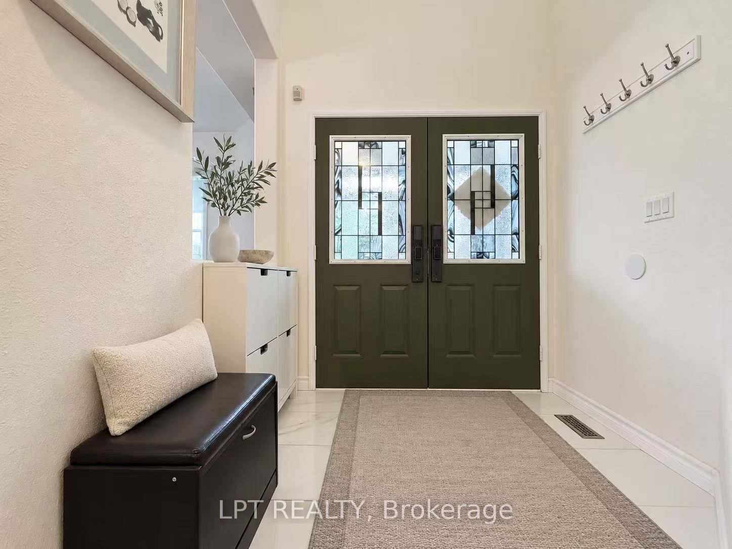 1 Saxony Drive