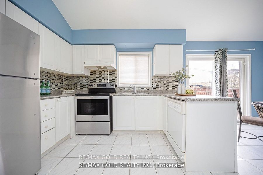108 Black Forest Drive N