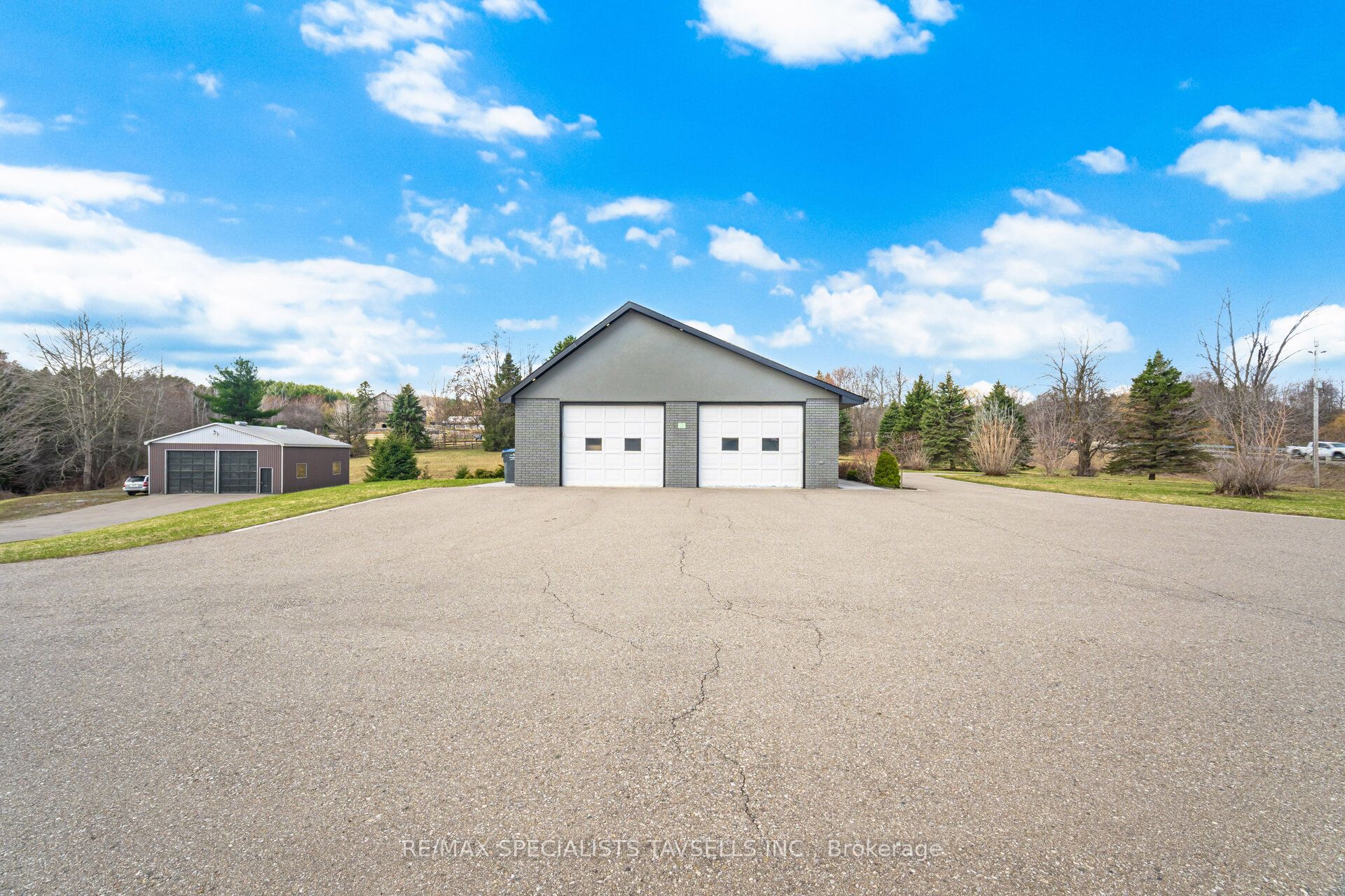 6785 Highway 9 Road