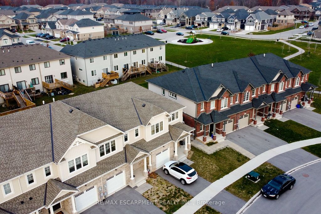 Photo of 111 ALICIA Crescent, Thorold, ON L2V 0M2 (MLS # X12771032)