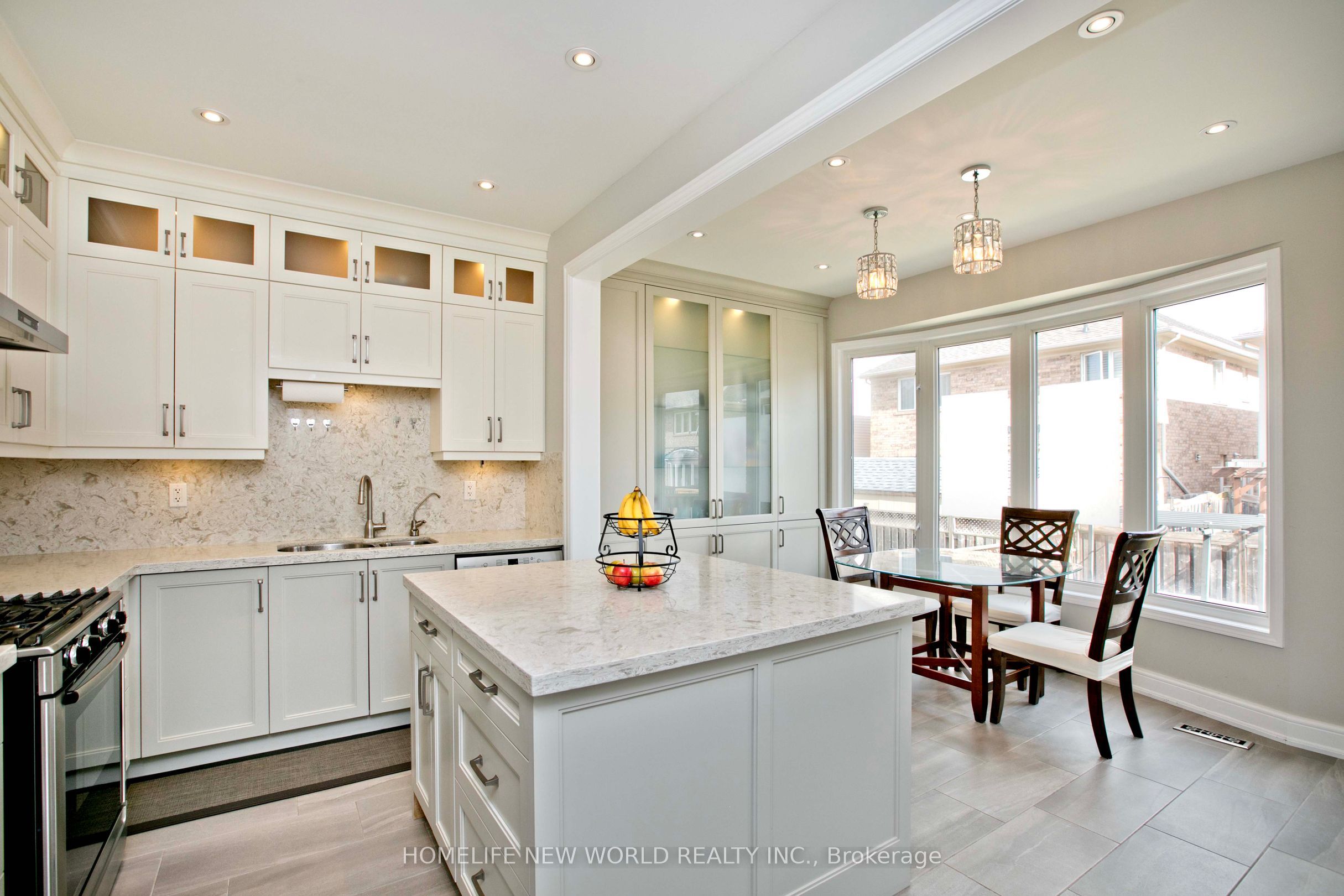 365 Tonelli Lane