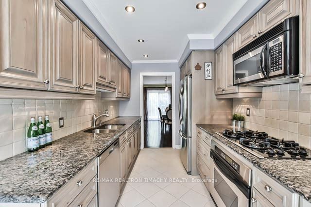 91 Confederation Way