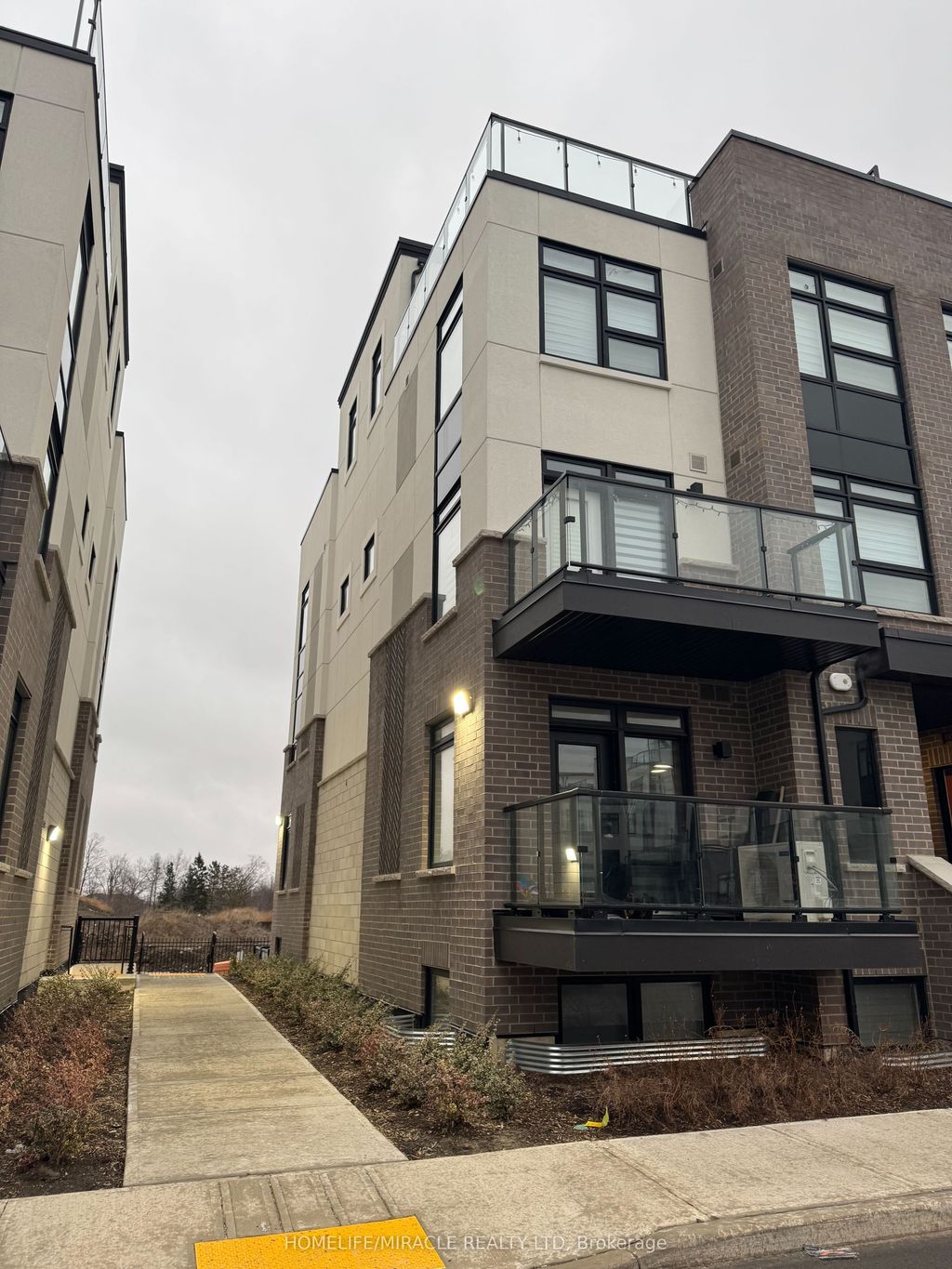 Photo of 1577 Rose Way #101, Milton, ON L9E 1N4 (MLS # W12697780)