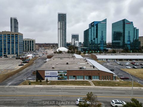 280-422 Consumers Road 25 Toronto ON M2J 1P8
