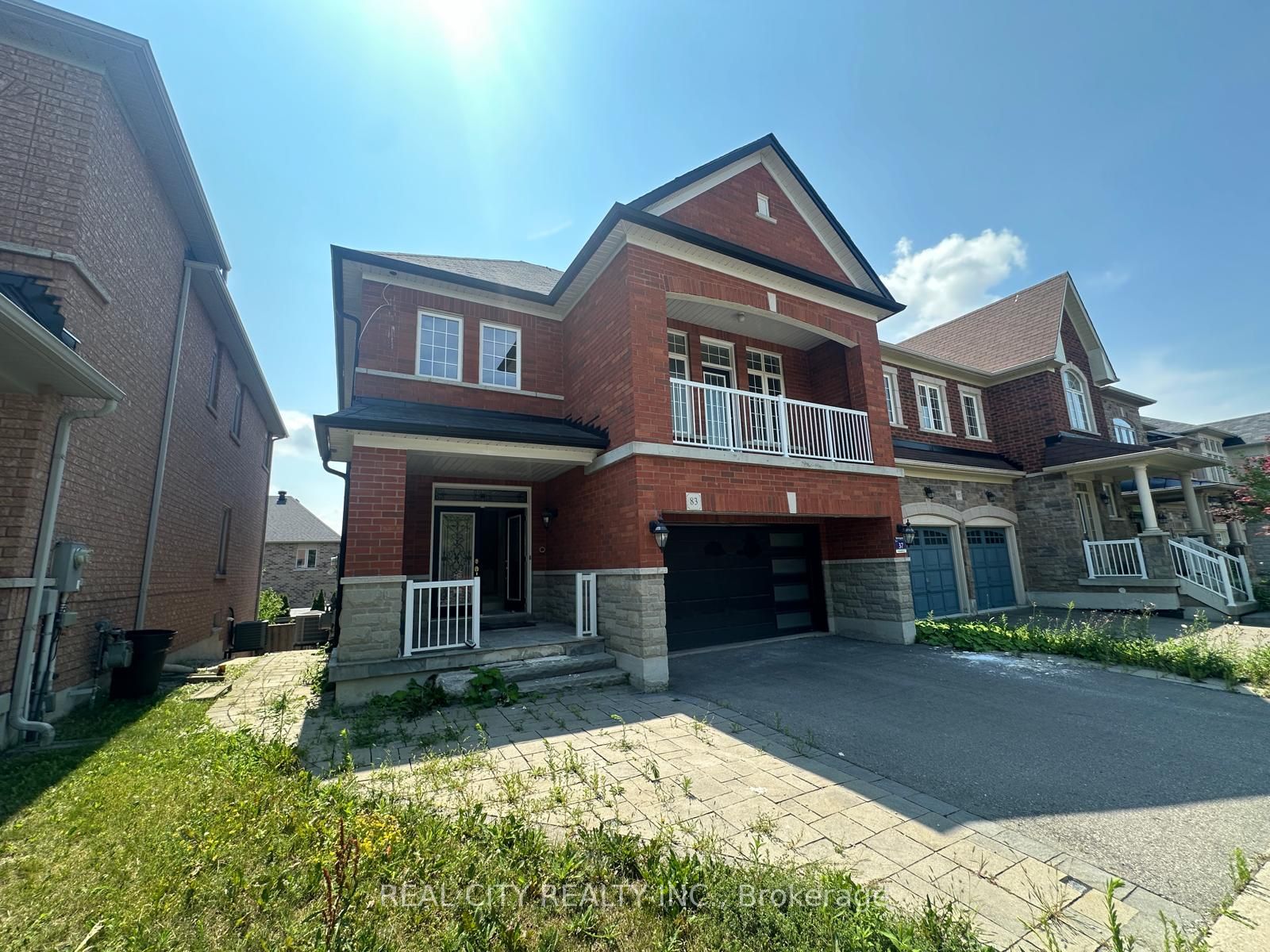 83 Estrella Crescent