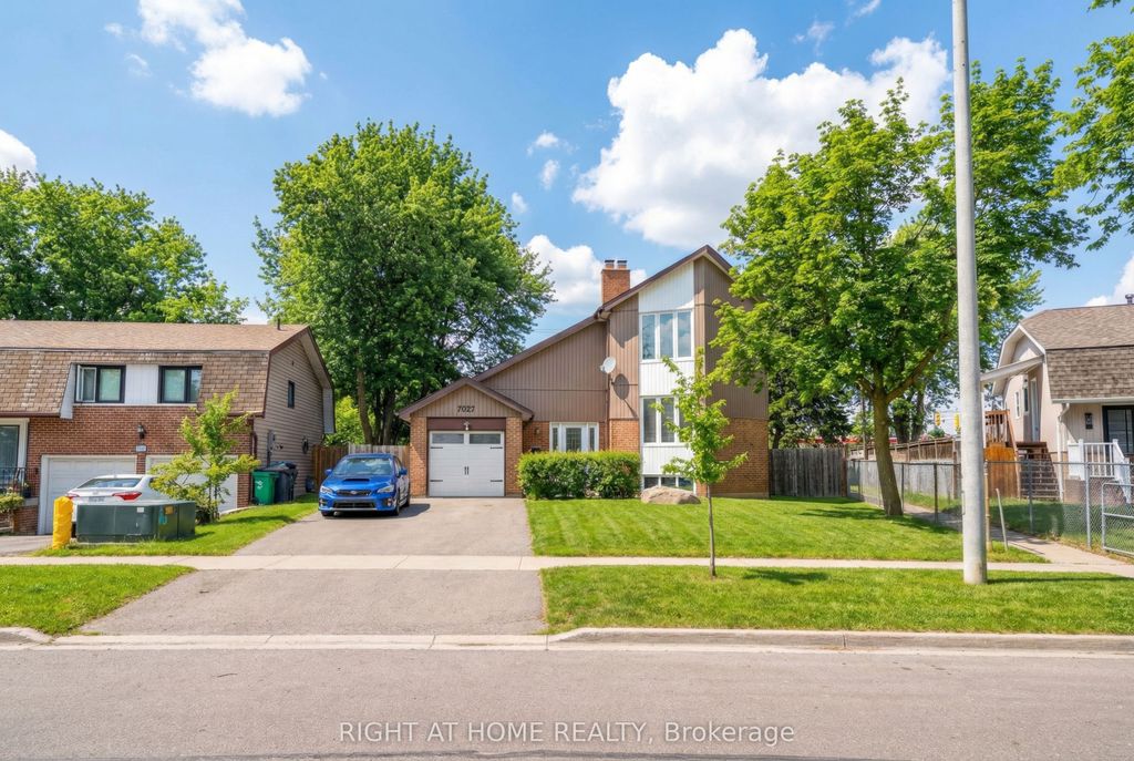 Photo of 7027 Estoril Road, Mississauga, ON L5N 1N3 (MLS # W12800484)