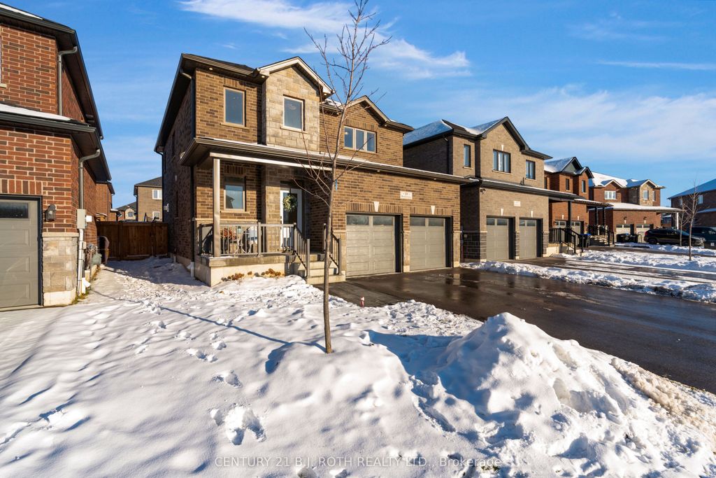 Photo of 19 Rowley Crescent, Springwater, ON L0L 1P0 (MLS # S12607374)