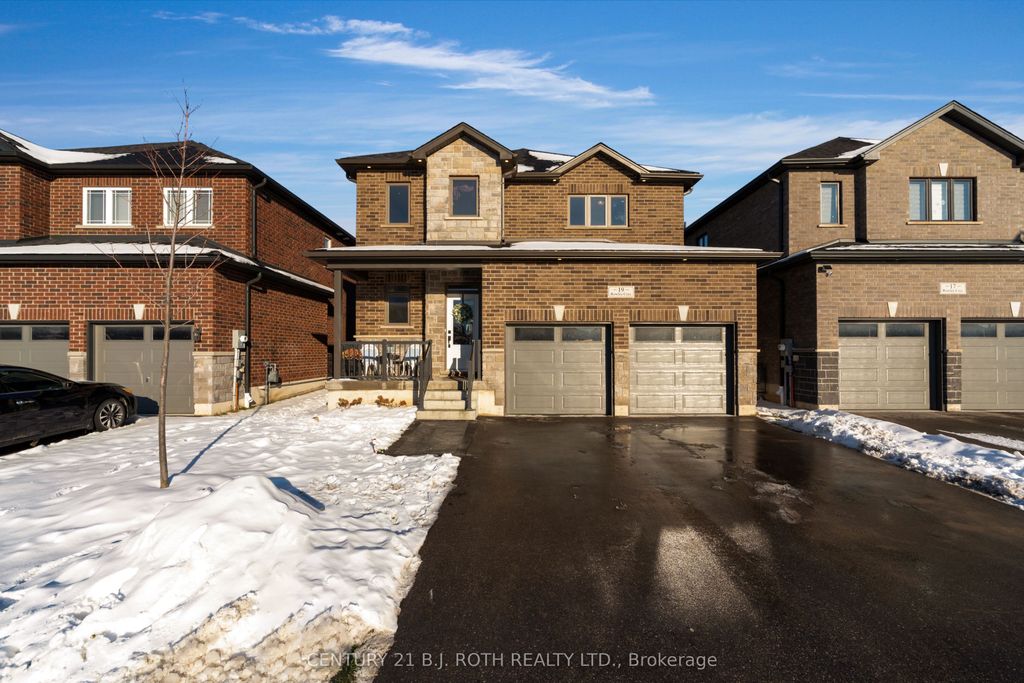 Photo of 19 Rowley Crescent, Springwater, ON L0L 1P0 (MLS # S12607374)