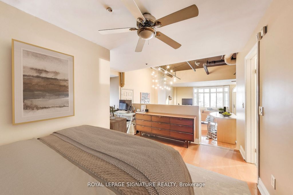 Photo of 72 St. Patrick Street, Toronto, ON M5T 1V1 (MLS # C12589654)