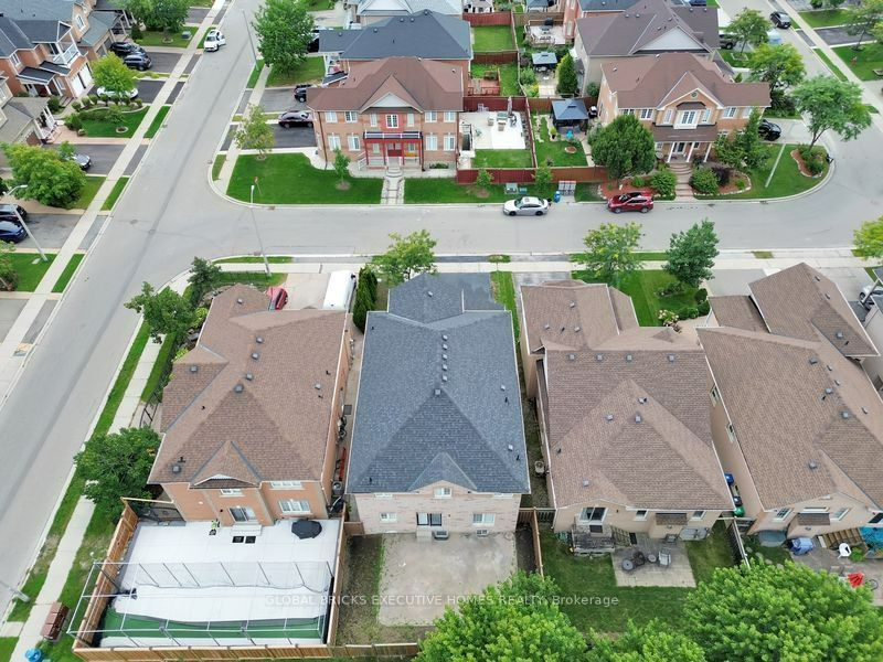 122 Pappain Crescent