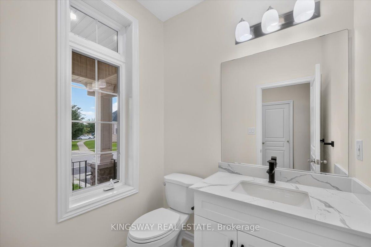 8 Monkton Circle