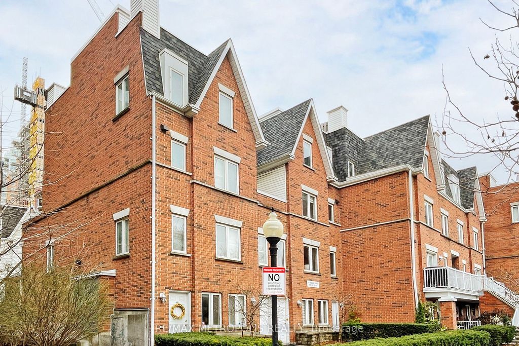 Photo of 12 Sudbury Street #404, Toronto, ON M6J 3W7 (MLS # C13012034)