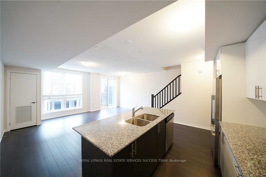 1208 Main Street E 207