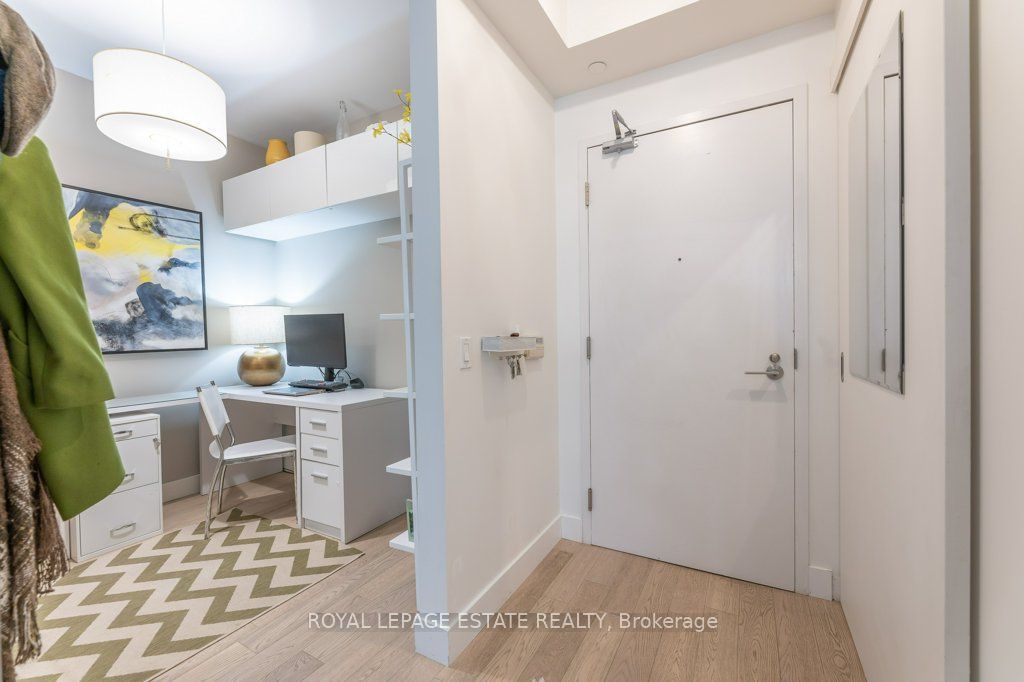 Photo of 1030 King Street W #922, Toronto, ON M6K 0B4 (MLS # C12478479)