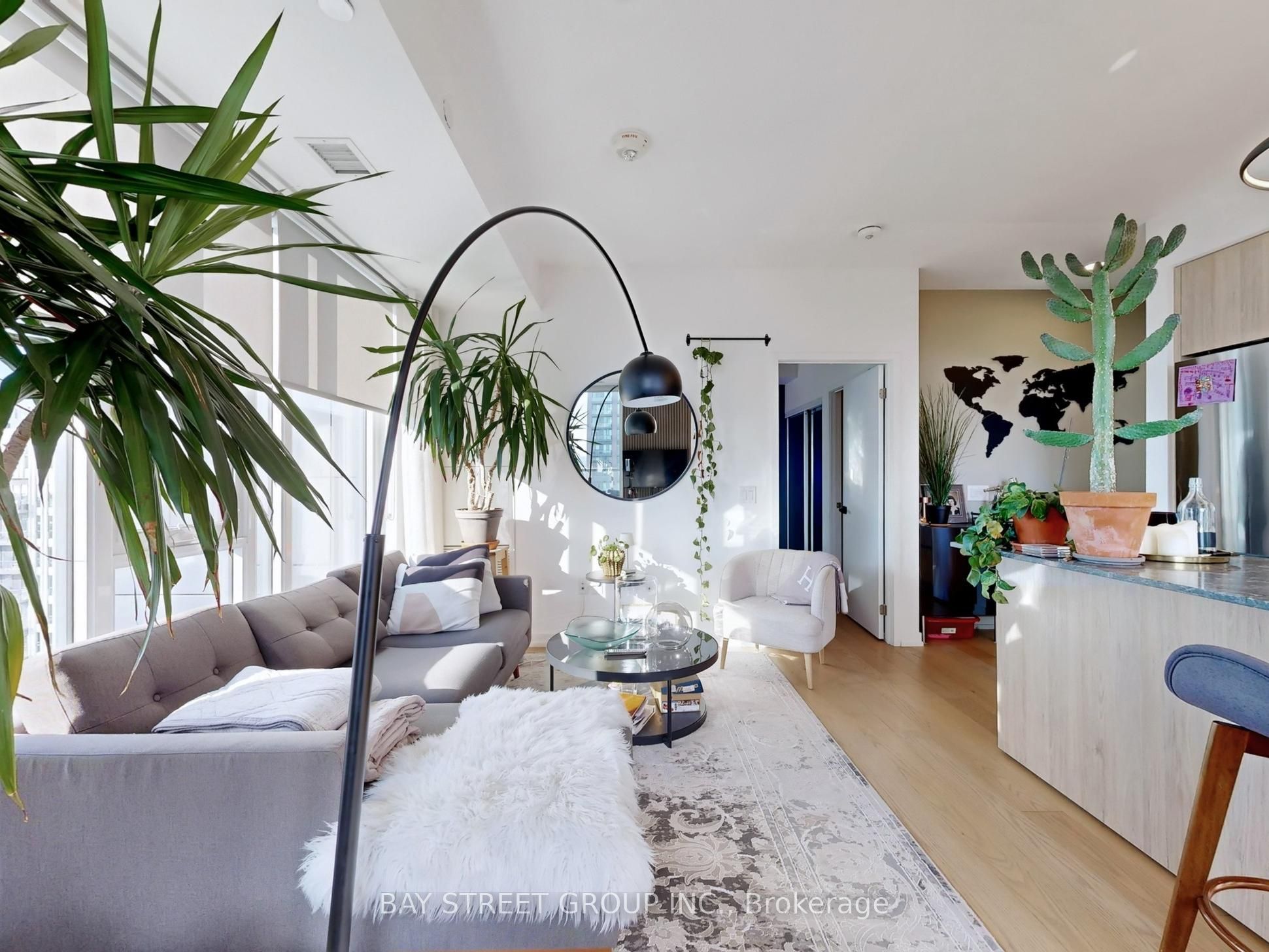 225 Sumach Street 2403