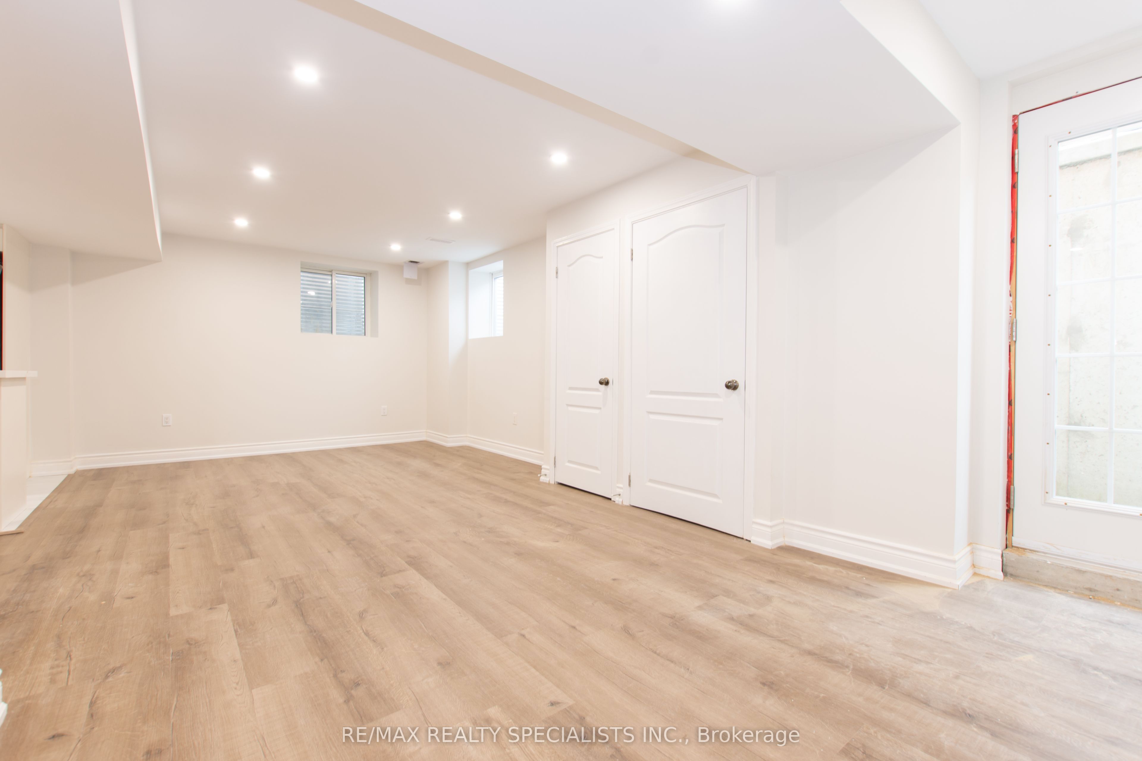 1563 Doran Crescent Bsmt