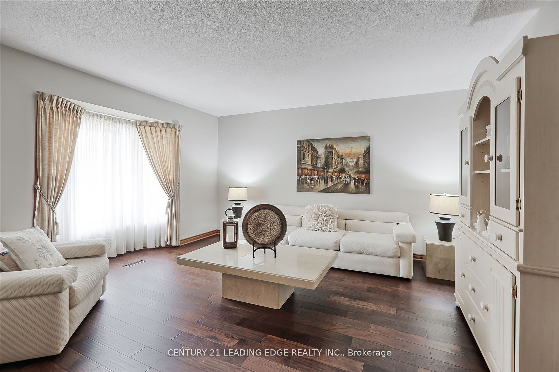 312 Valeria Boulevard
