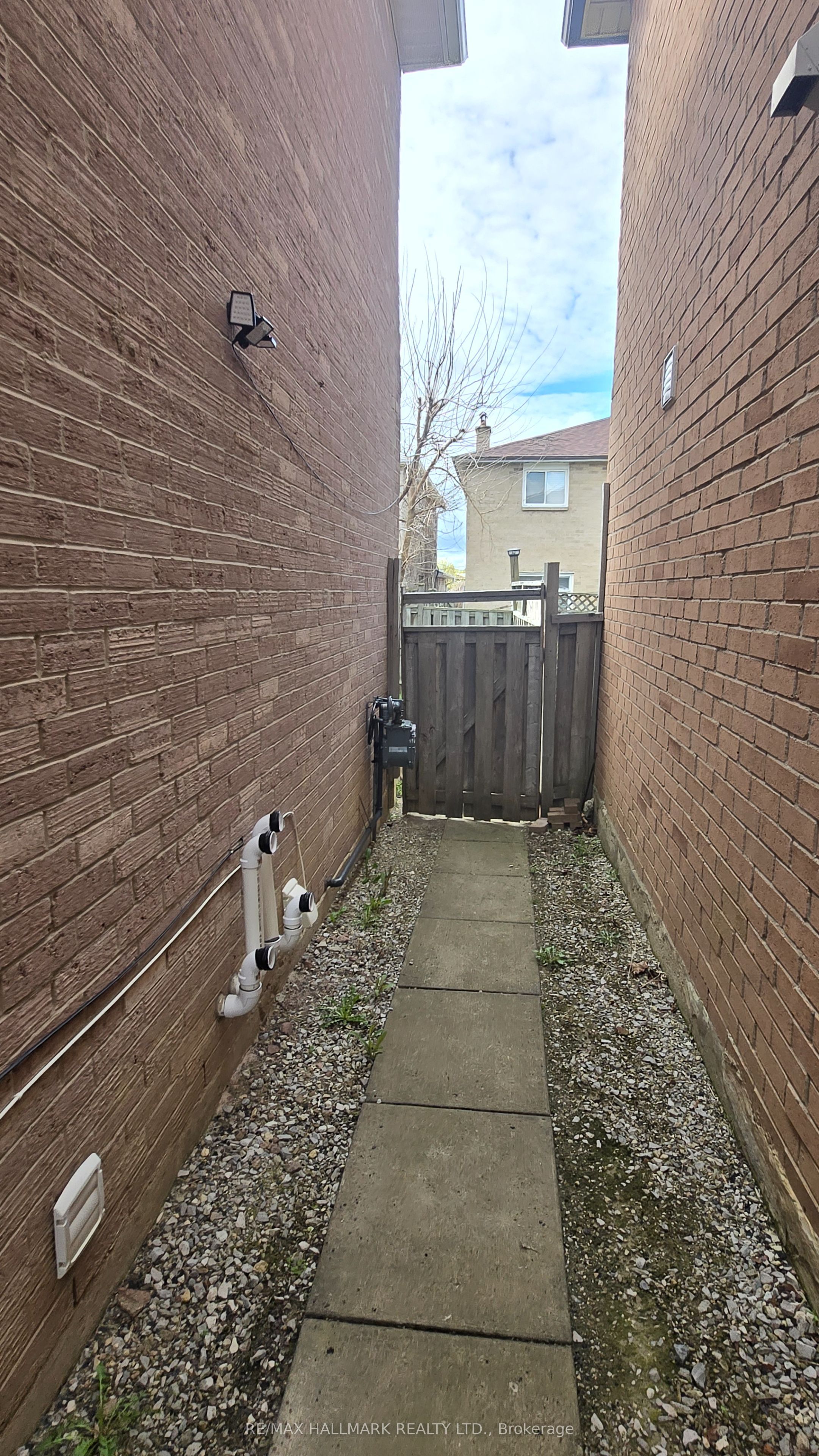 40 Brookmill Drive Lower Level