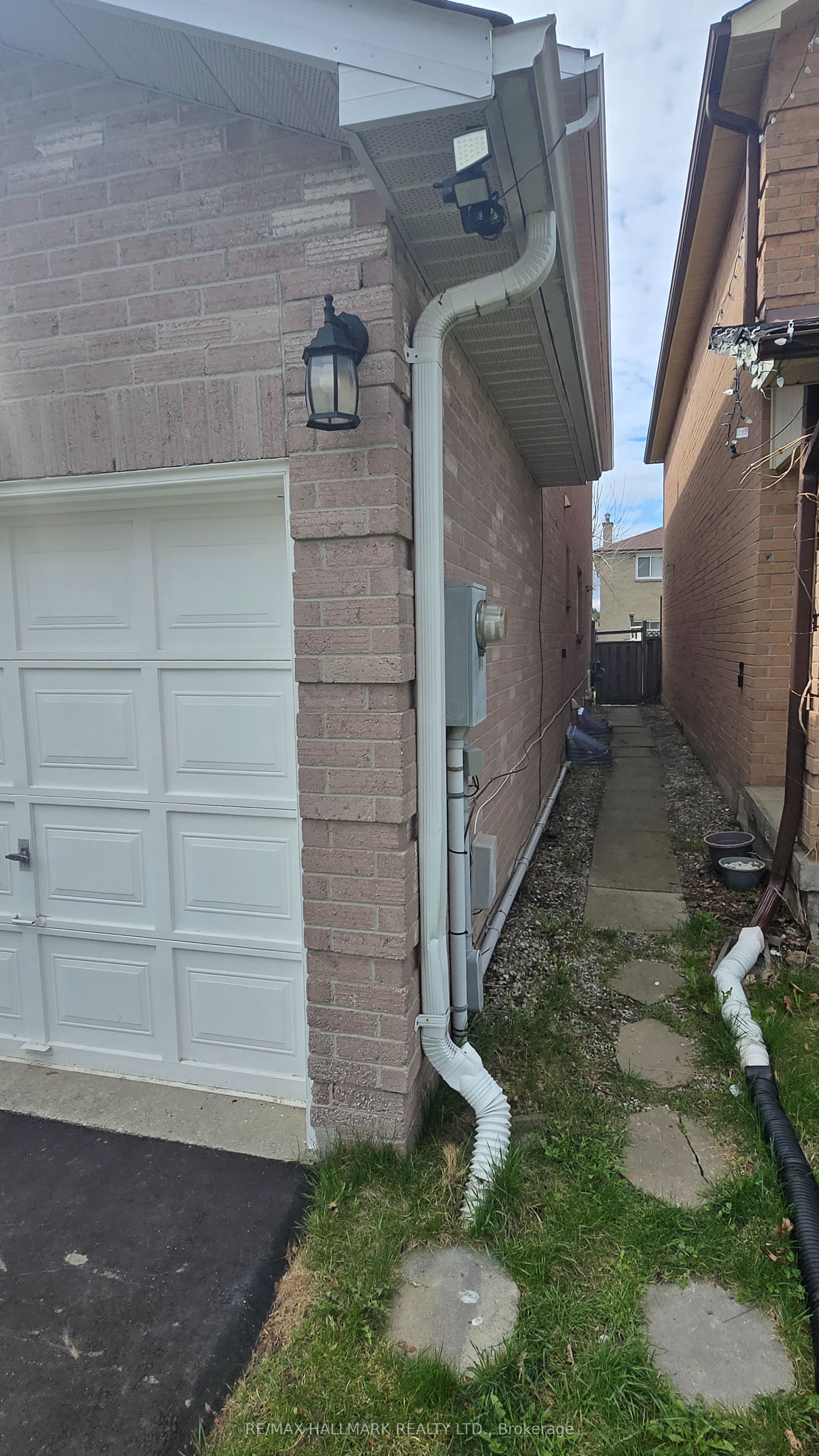 40 Brookmill Drive Lower Level