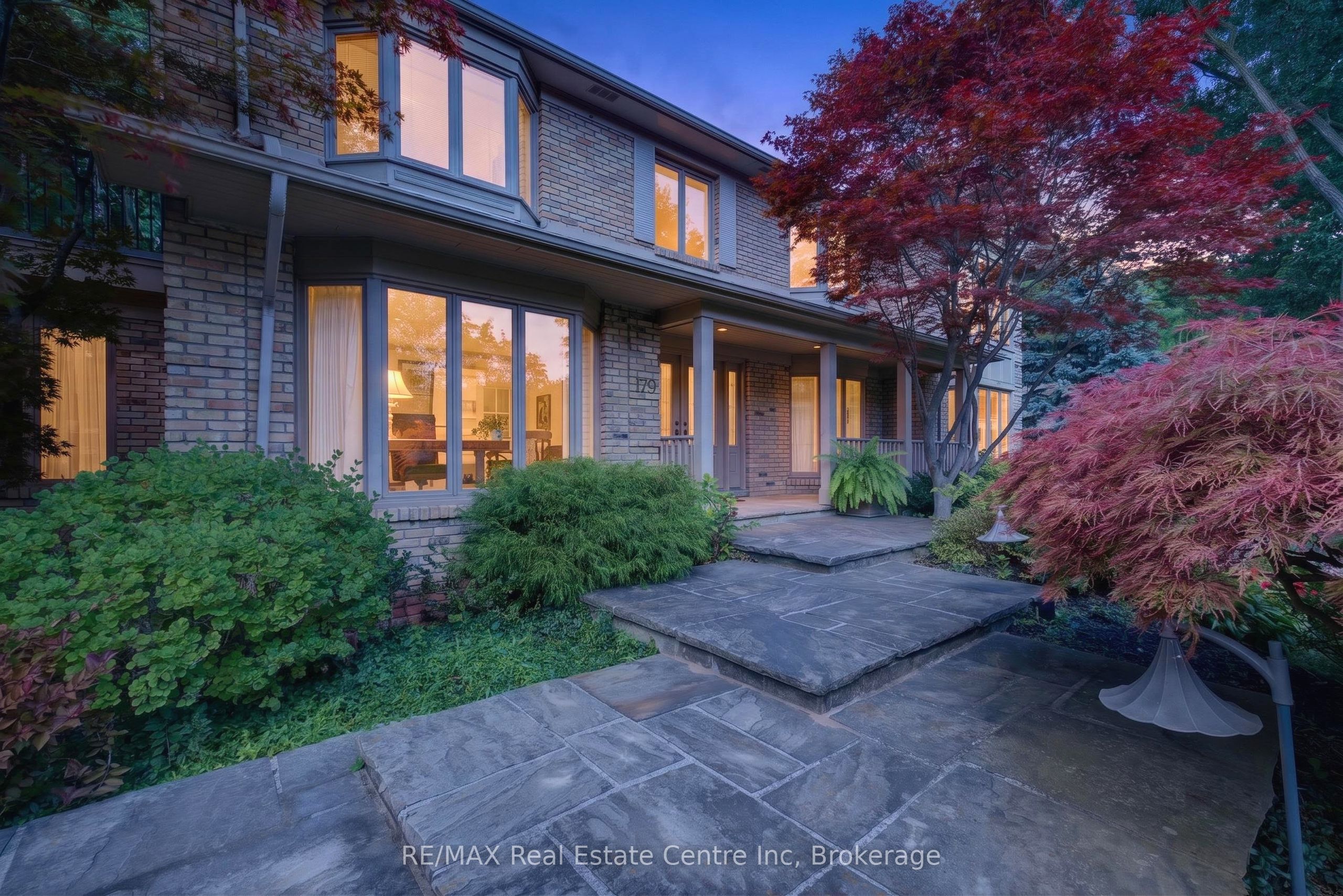 179 Oaklands Park Court