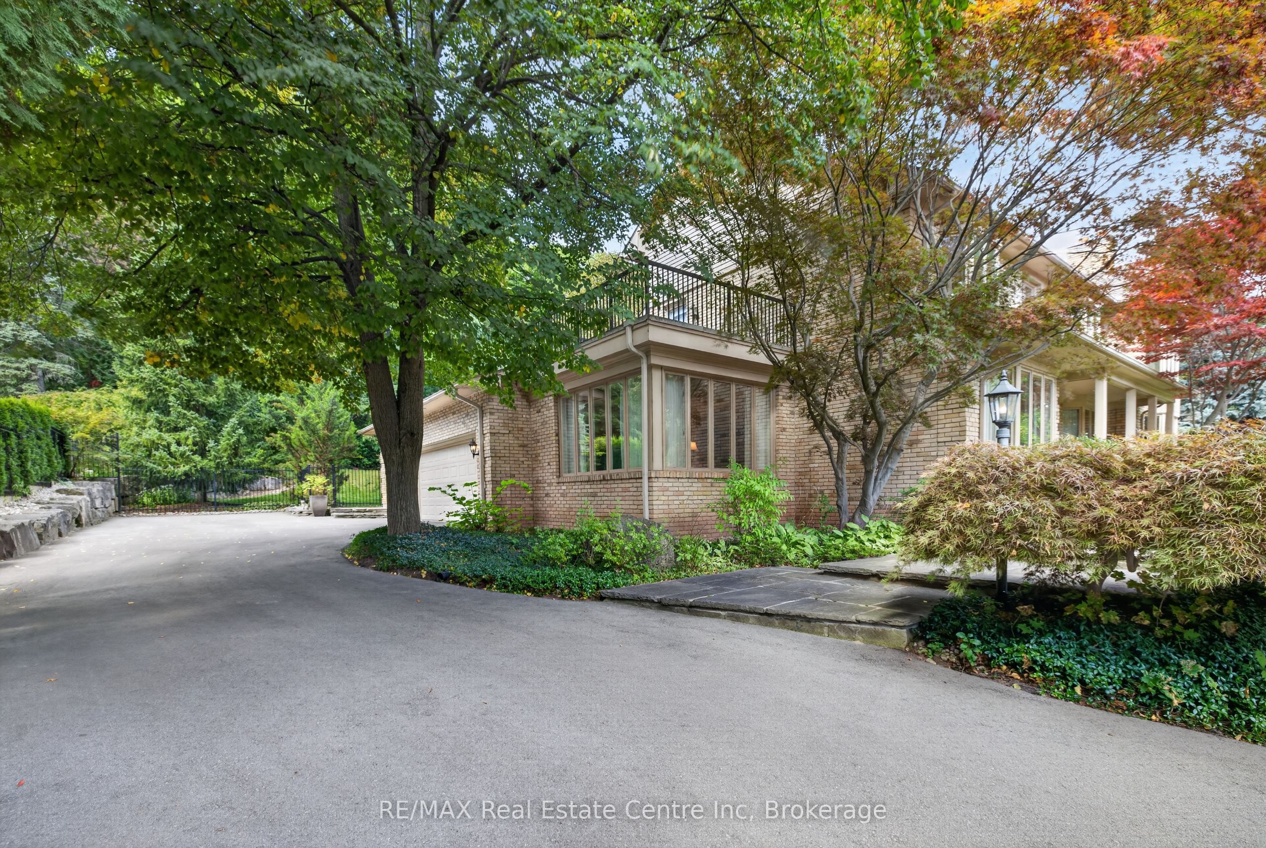 179 Oaklands Park Court