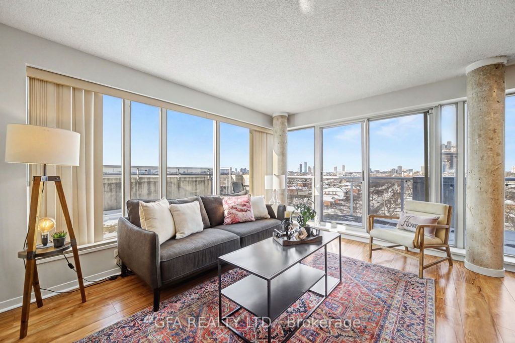 Photo of 1040 The Queensway Street #720, Toronto, ON M8Z 0A7 (MLS # W12723500)