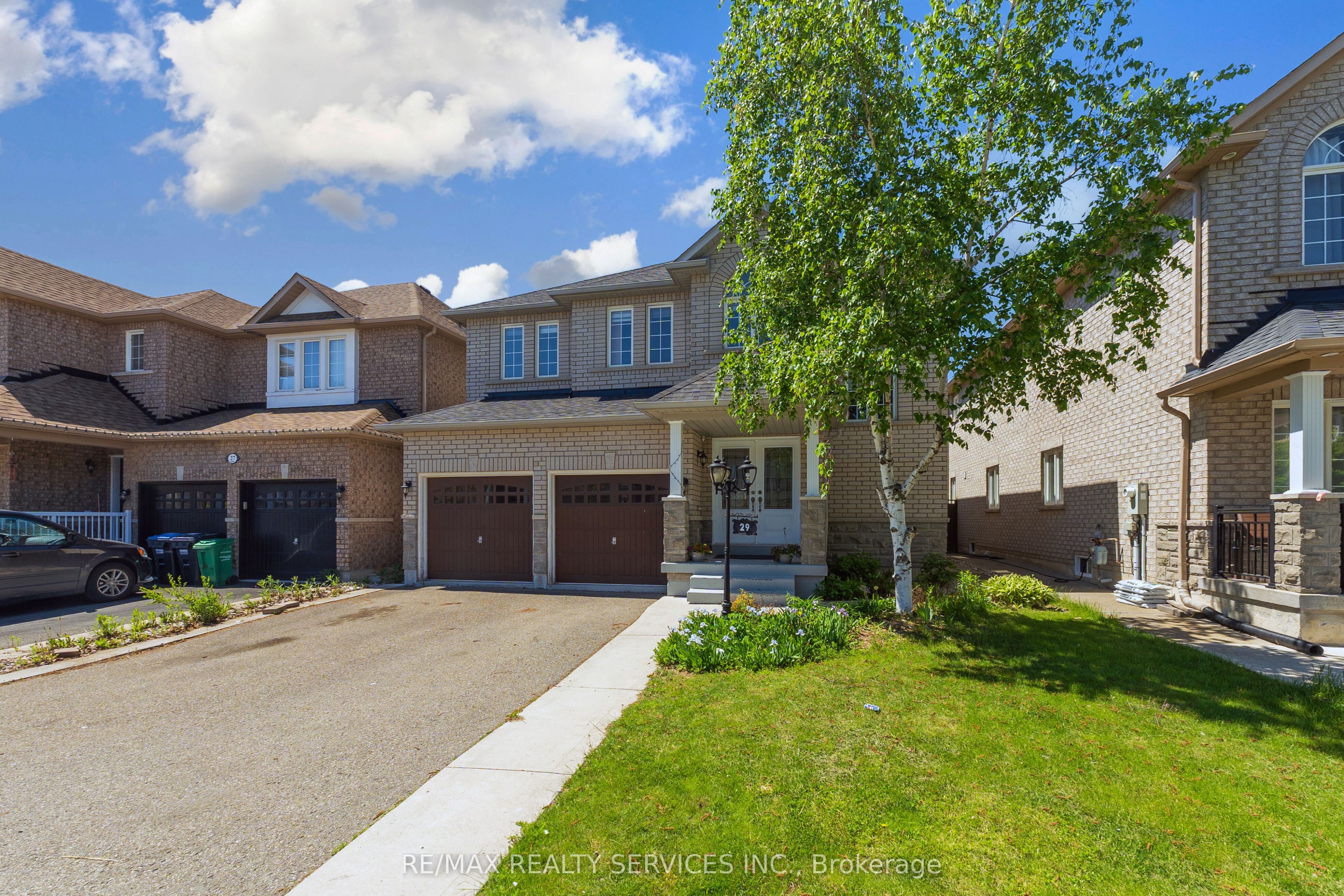 29 Sir Jacobs Crescent