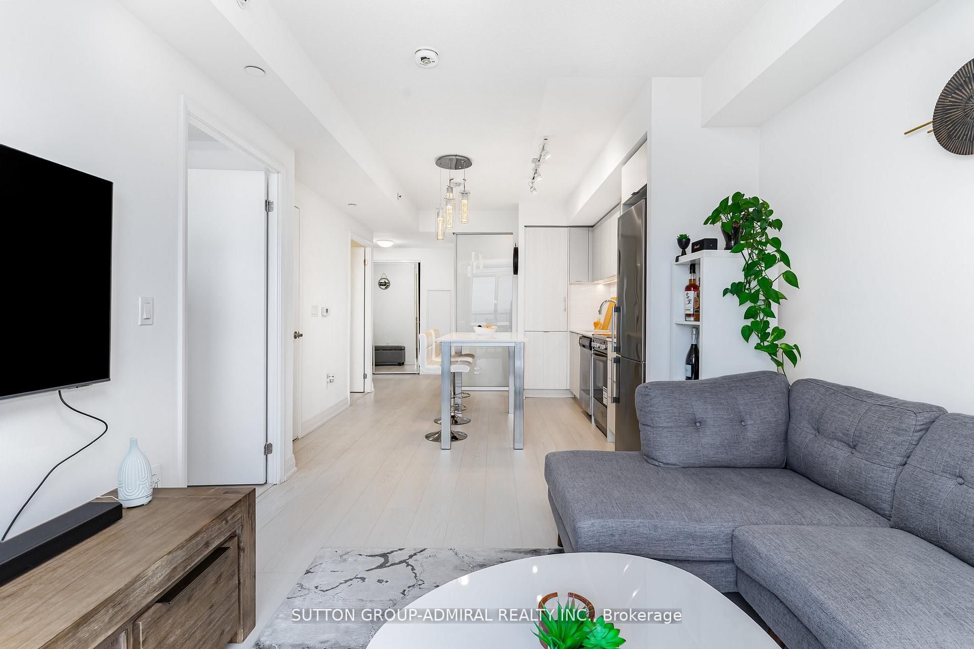 30 Gibbs Road 2701