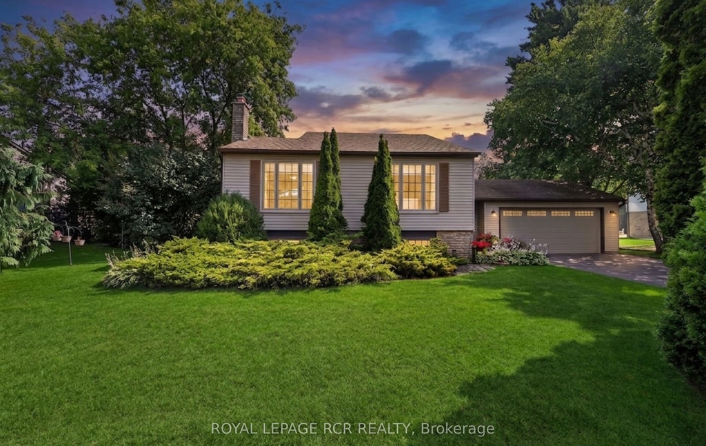 Photo of 60 Holmes Drive, Caledon, ON L7K 0A7 (MLS # W13585778)