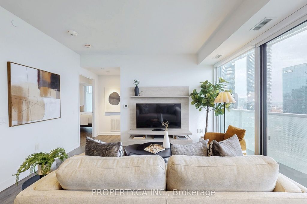 Photo of 15 Queens Quay E #2209, Toronto, ON M5E 0C5 (MLS # C12478292)