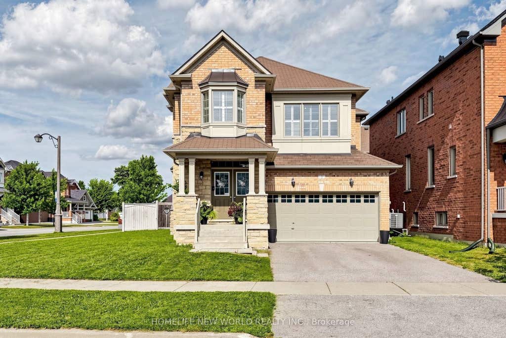Photo of 2 Lucida Court, Whitchurch-Stouffville, ON L4A 1S1 (MLS # N13702682)
