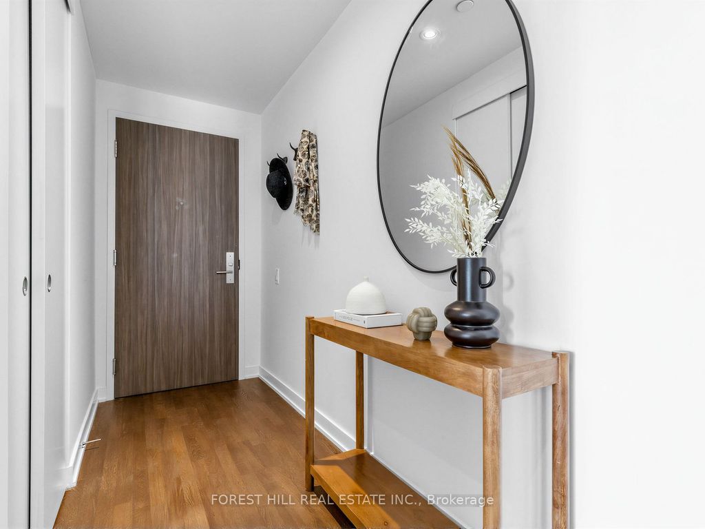 Photo of 185 Roehampton Avenue #1210, Toronto, ON M4P 1R4 (MLS # C12869676)